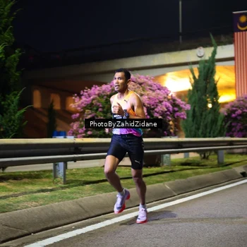 Runner Photo 6333849