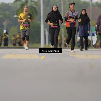 Runner Photo 6333873