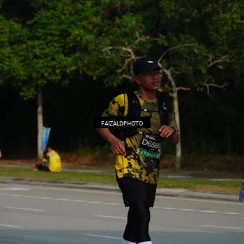 Runner Photo 6333877