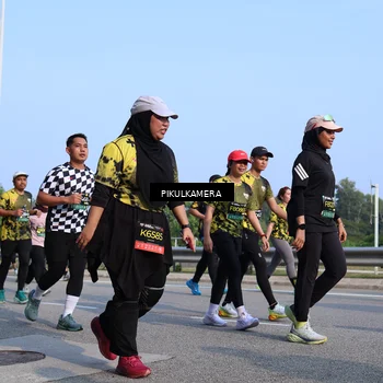 Runner Photo 6333909