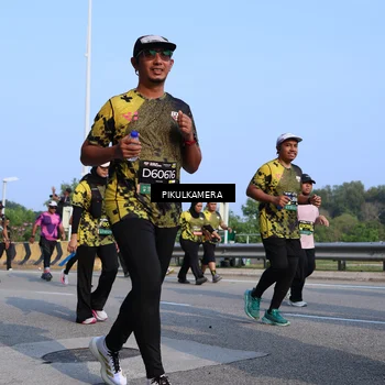 Runner Photo 6333928