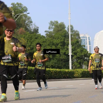 Runner Photo 6333945