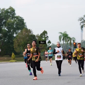 Runner Photo 6333977