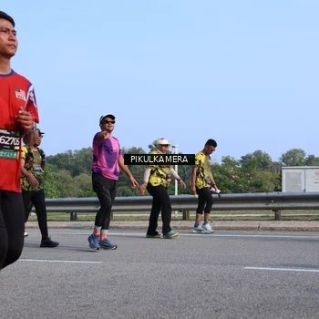 Runner Photo 6333996