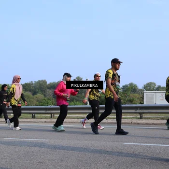 Runner Photo 6334033