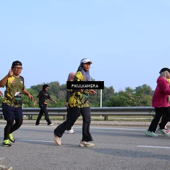 Runner Photo 6334073