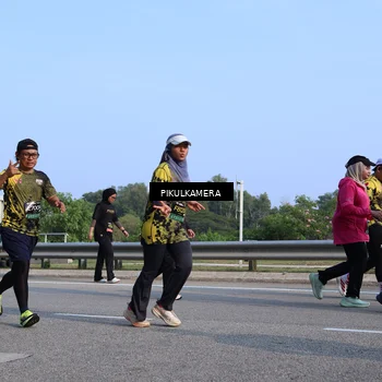 Runner Photo 6334086