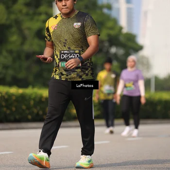 Runner Photo 6334117