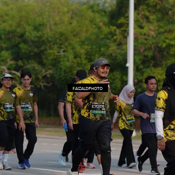 Runner Photo 6334180