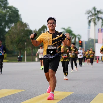 Runner Photo 6334245