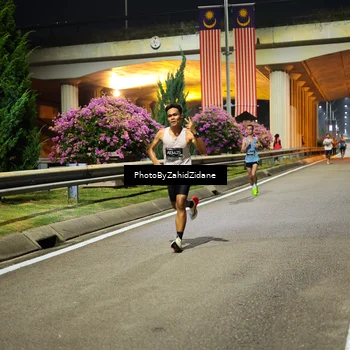 Runner Photo 6334349