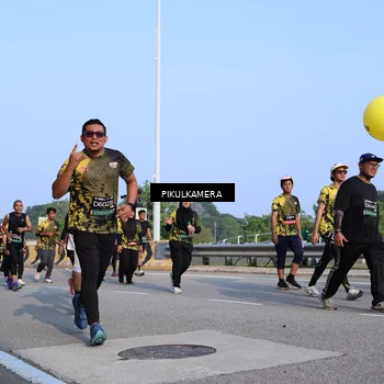 Runner Photo 6334399