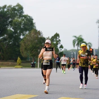 Runner Photo 6334411