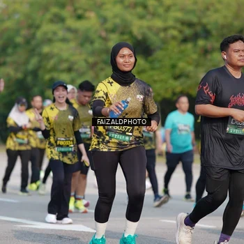Runner Photo 6334424