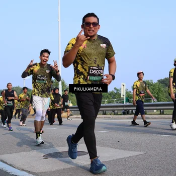 Runner Photo 6334445