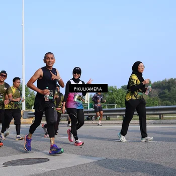 Runner Photo 6334550
