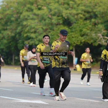 Runner Photo 6334585