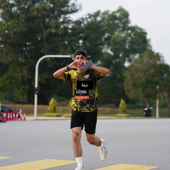Runner Photo 6334656