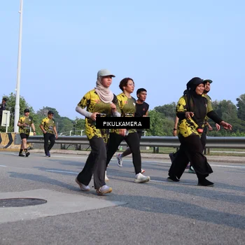 Runner Photo 6334658