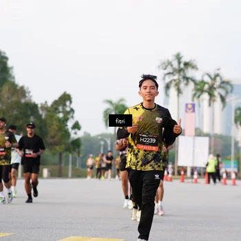 Runner Photo 6334737