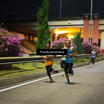 Runner Photo 6334741