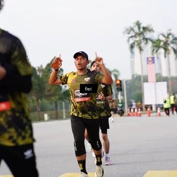 Runner Photo 6334743