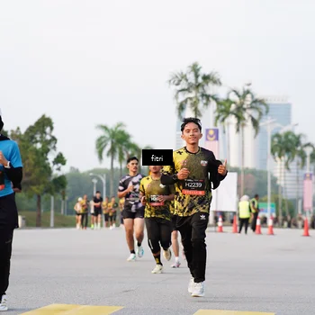 Runner Photo 6334758