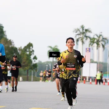 Runner Photo 6334775