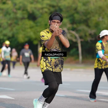 Runner Photo 6334788