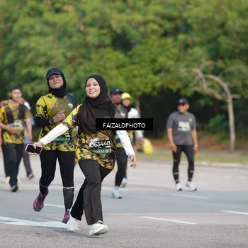 Runner Photo 6334792