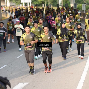 Runner Photo 6334794