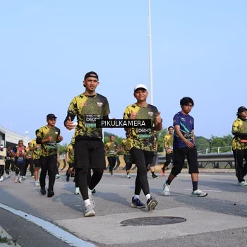 Runner Photo 6334834