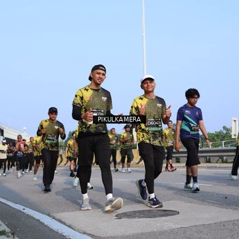 Runner Photo 6334835