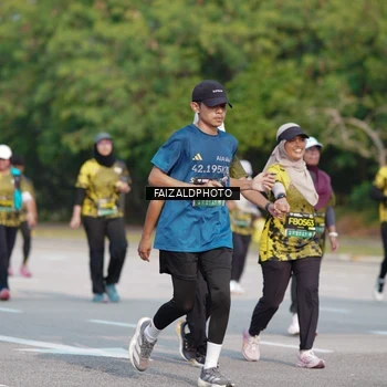 Runner Photo 6334837