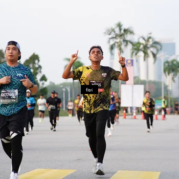 Runner Photo 6334868