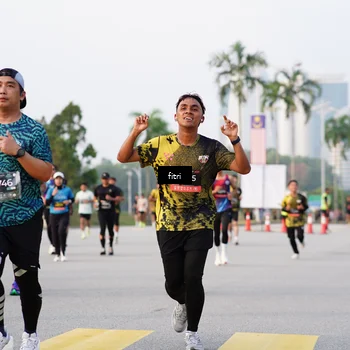 Runner Photo 6334876