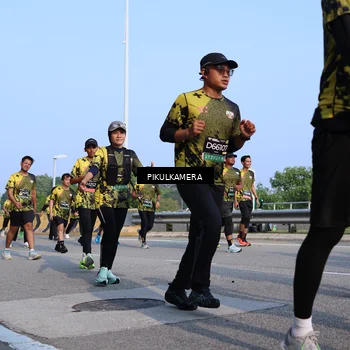 Runner Photo 6334883