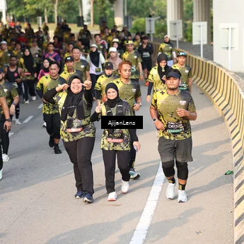 Runner Photo 6334897
