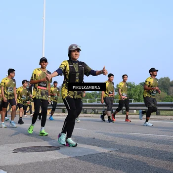 Runner Photo 6334905