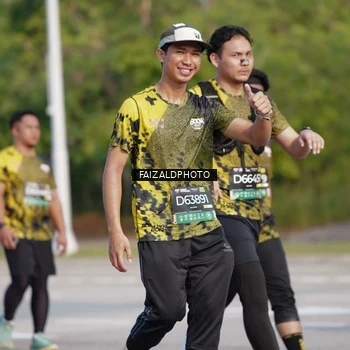 Runner Photo 6334926