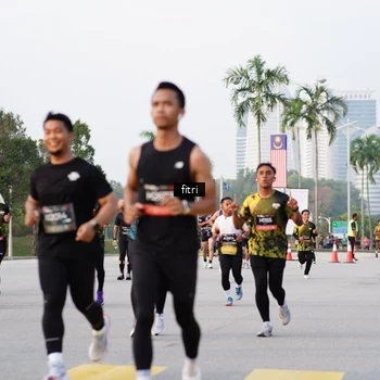 Runner Photo 6334944