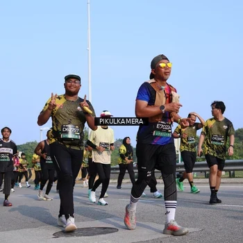 Runner Photo 6334948
