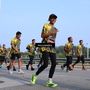 Runner Photo 6334955