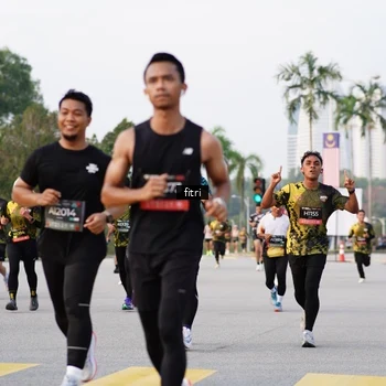 Runner Photo 6334973