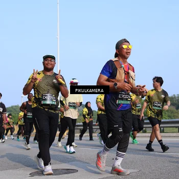 Runner Photo 6334994