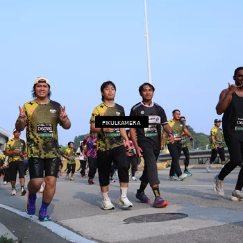 Runner Photo 6335007