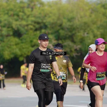 Runner Photo 6335010