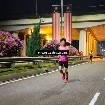 Runner Photo 6335026