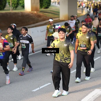 Runner Photo 6335029