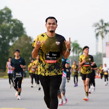 Runner Photo 6335048